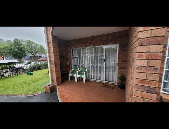 2 BEDROOM APARTMENT RENTED IN PRESTBURY